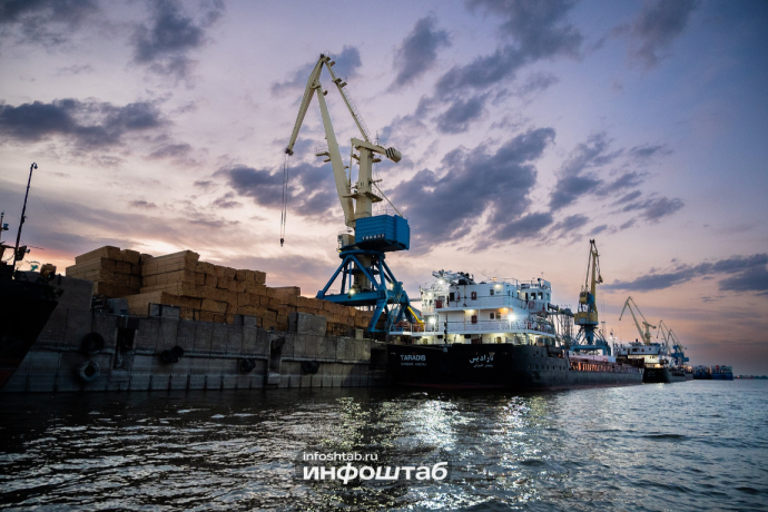 Два порта в Астрахани выставили на продажу Два порта в Астрахани выставили на продажу