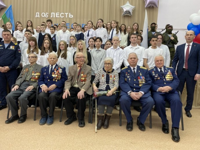 В Туле ветеранам Великой Отечественной войны вручили юбилейные медали