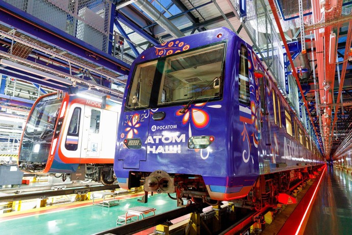 В метро запустили тематический поезд к 80-летию атомной промышленности России В метро запустили тематический поезд к 80-летию атомной промышленности России