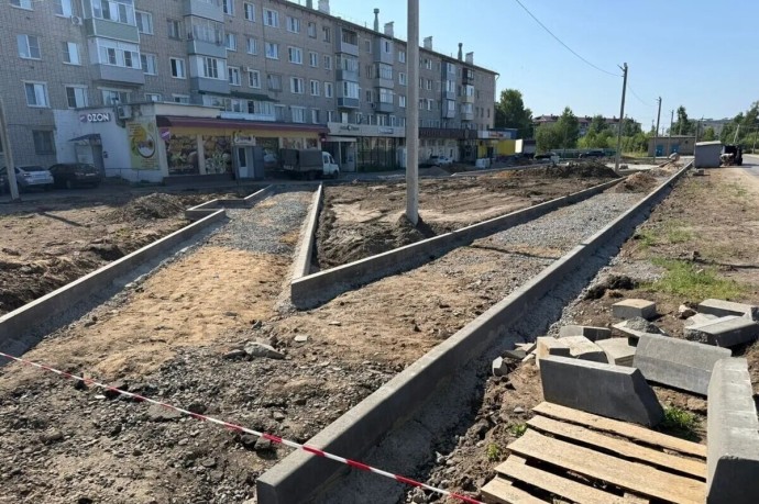 В Шарье на улице Адмирала Виноградова идет создание Морского сквера