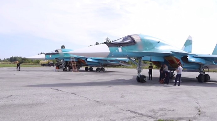 Новая партия истребителей-бомбардировщиков Су-34 отправлена сегодня в войска