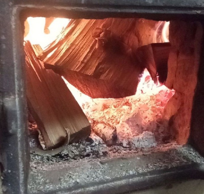 «Дешевле камин сделать, чем мёрзнуть»: более 450 домов Владивостока остались без отопления и горячей воды