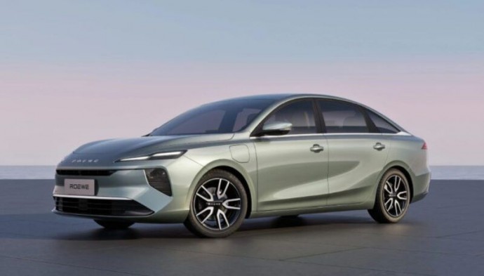 Китайский электромобиль Roewe D6 установил рекорд экономичности на китайской трассе