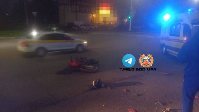 В Уфе «Субару Форестер» сбил 17-летнего мотоциклиста
