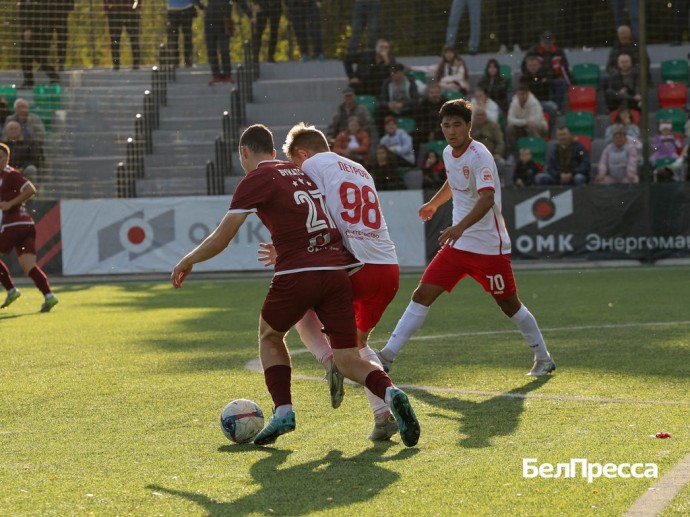«Салют» опустился на 2-е место в таблице второй лиги Б «Салют» опустился на 2-е место в таблице второй лиги Б