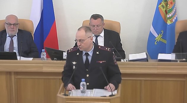 Меньше убийств и больше киберпреступлений: начальник астраханской полиции отчитался перед депутатами
