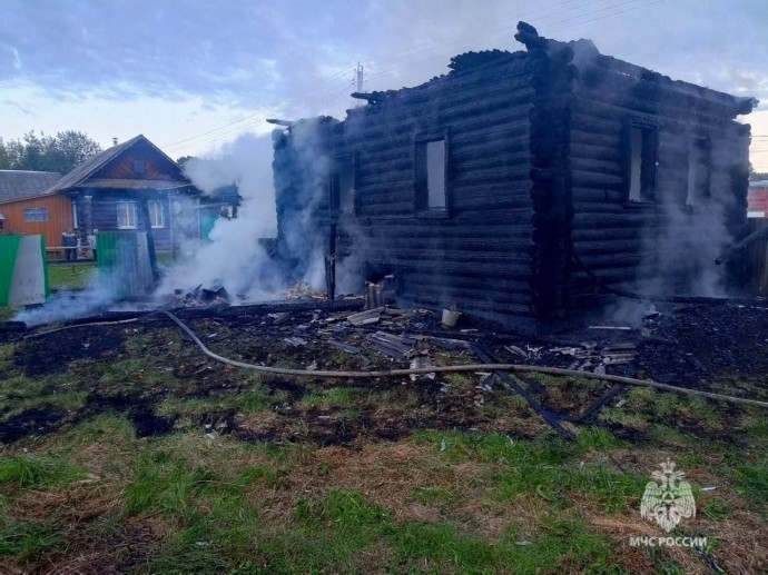 В Башкирии в бревенчатом доме обнаружили труп
