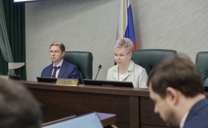 Дополнительные средства бюджета Сахалинской области направят на социальные цели