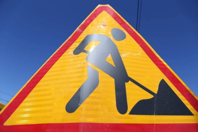 В Перми закрыли движение транспорта по двум улицам Дзержинского района