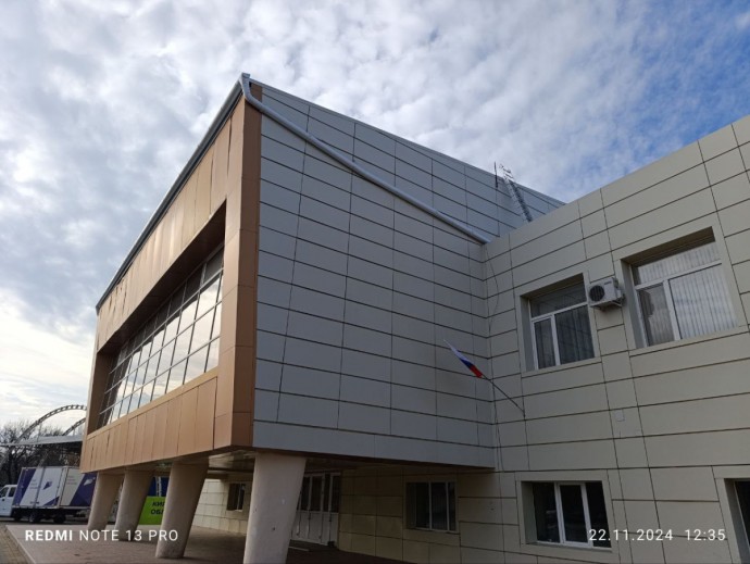 Жители подшефной территории выбирают цвет фасада Дома культуры