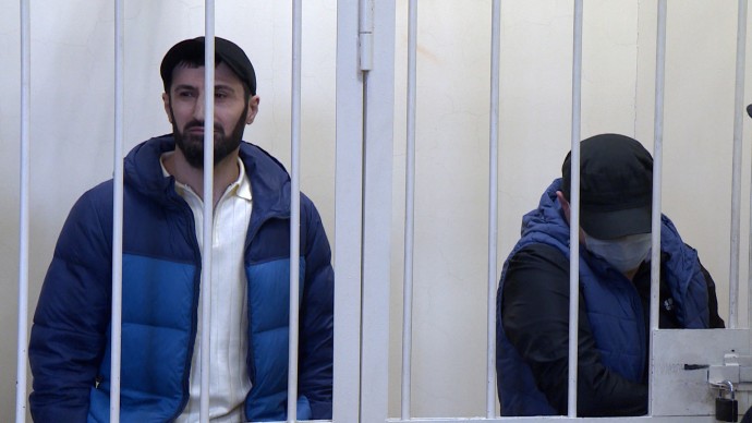 Двое из группировки черных риелторов и ее главарь опять оказались на скамье подсудимых