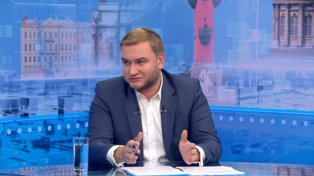 С компании, допустившей прорыв трубы на проспекте Энгельса, взыщут средства, потраченные на устранение последствий