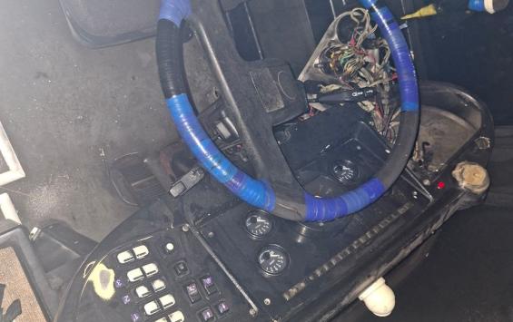 В Курске троллейбус загорелся на Бочарова, водитель быстро ликвидировал возгорание В Курске троллейбус загорелся на Бочарова, водитель быстро ликвидировал возгорание