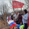 Сотрудники Бурейской ГЭС подняли Знамя Победы на самую высокую сопку округа