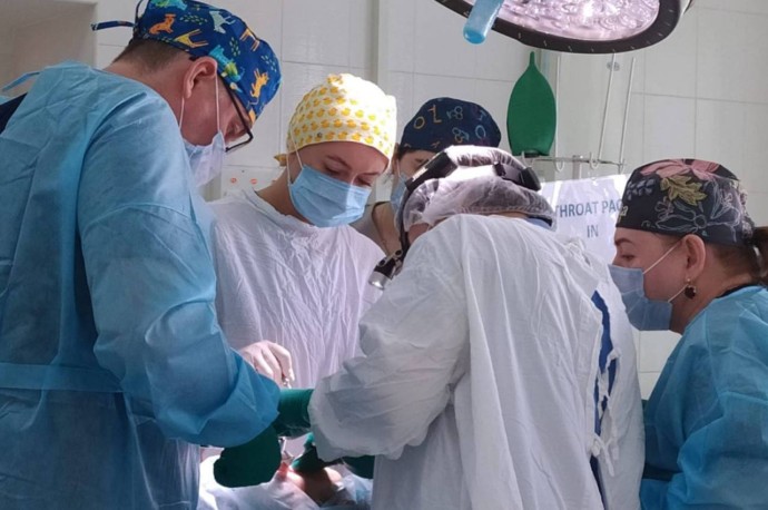 Спасая детские жизни: астраханская больница имени Силищевой отметила 65-летие