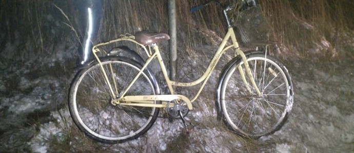 Уставший водитель грузовика на летней резине сбил подростка под Костромой