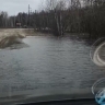 Участок дороги на въезде в Молодёжное затопило на Сахалине