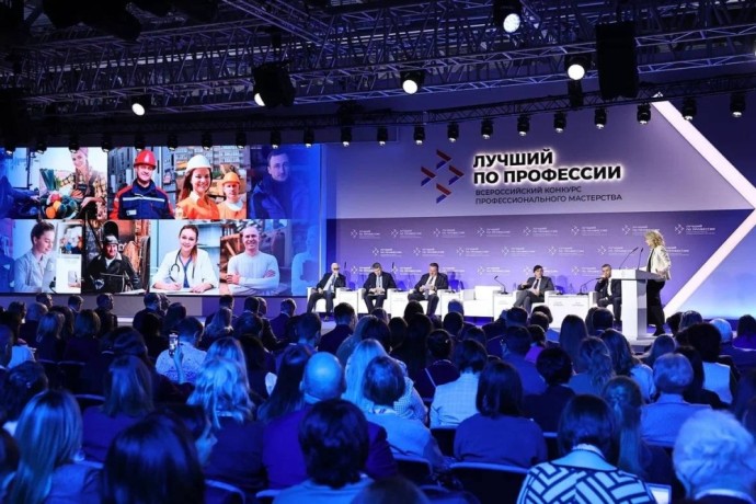 Сергей Кравцов: «Впервые за 50 лет число студентов колледжей достигло 3,9 млн» Сергей Кравцов: «Впервые за 50 лет число студентов колледжей достигло 3,9 млн»