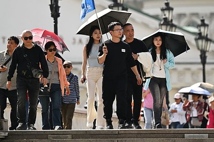 «Худшие туристы в истории». Россия отменила визы для китайцев. Почему в мире не любят путешественников из этой страны?