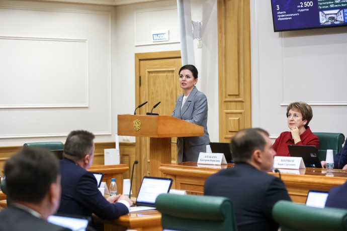 Сенаторов просят поддержать капремонт 4 школ и 1 детсада в Югре Сенаторов просят поддержать капремонт 4 школ и 1 детсада в Югре