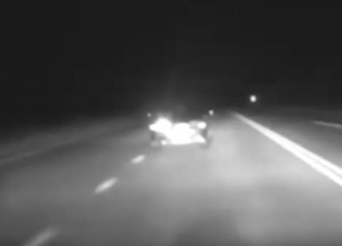 Стрельба на трассе: как в Магнитогорске пьяный лихач устроил погоню с перестрелкой Стрельба на трассе: как в Магнитогорске пьяный лихач устроил погоню с перестрелкой