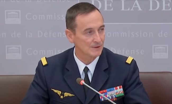 Глава французского Генштаба призвал готовиться к войне с Россией, чтобы ее избежать