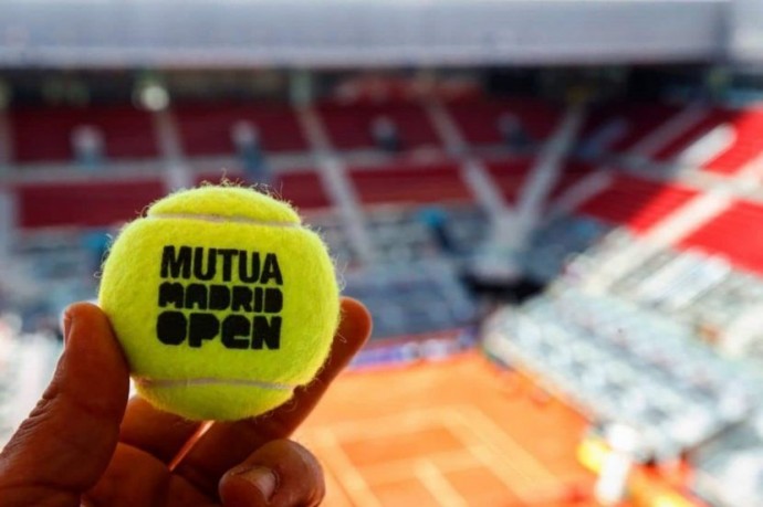 Теннис, Madrid Open, 1/8 финала, Шнайдер - Швёнтек, прямая текстовая онлайн трансляция