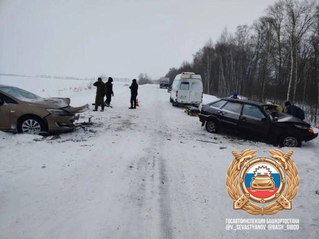 68-летний водитель ВАЗ скончался в больнице после ДТП в Башкирии 68-летний водитель ВАЗ скончался в больнице после ДТП в Башкирии