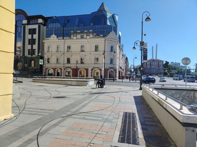 «Ростелеком» перенёс 6 километров кабелей связи во Владивостоке под землю «Ростелеком» перенёс 6 километров кабелей связи во Владивостоке под землю