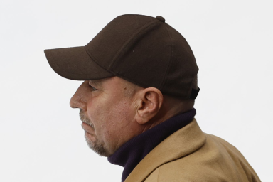 Жулин сообщил, что в ближайшее время лишится американского паспорта