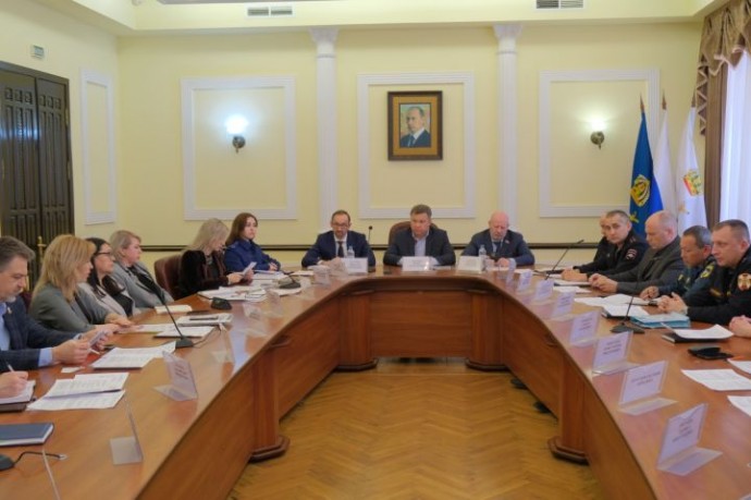 В Астрахани обсудили меры безопасности в майские праздники
