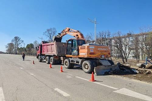 В Благовещенске в районе аэропорта в воскресенье начнут демонтаж асфальта
