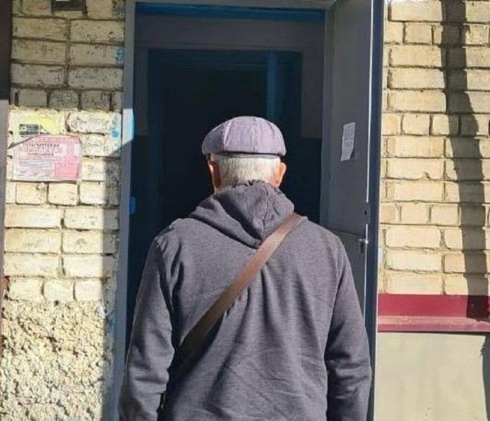 Пенсионера, зверски «наказавшего» школьницу в автобусе в Находке, нашли за два дня