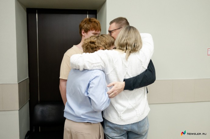 Появились фото с приговора Антону Долгих Появились фото с приговора Антону Долгих