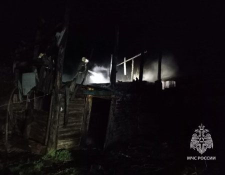 В Башкирии на диване в сгоревшем сарае нашли труп мужчины