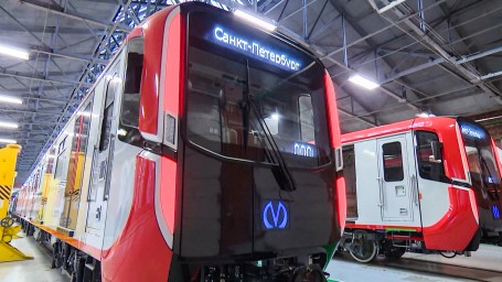 Первый «Балтиец» для «коричневой» ветки вышел на обкатку в петербургском метро