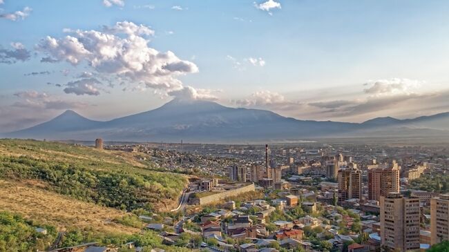 Посольство России поздравило жителей Еревана с Днем города