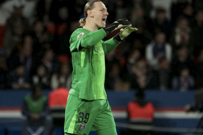 Сафонов вытащил четыре пенальти в финале Межконтинентального куба