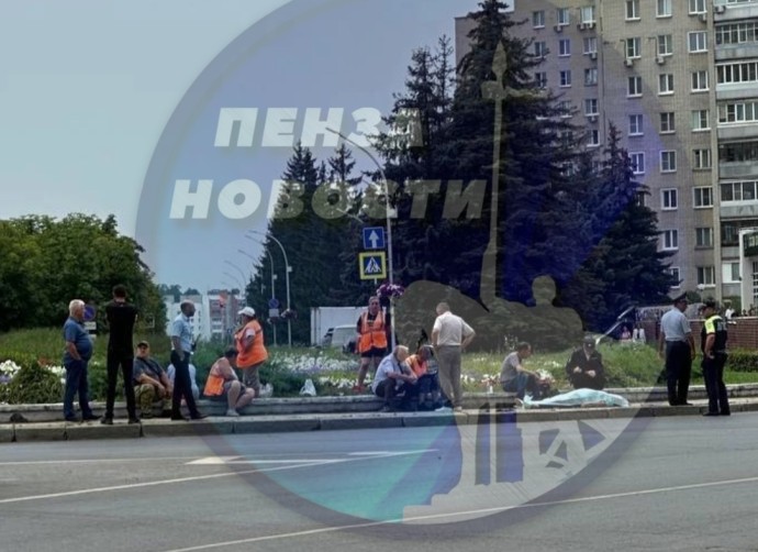 В Заречном во время работы на улице умерла женщина – соцсети