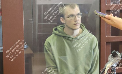 Суд арестовал мужчину, пытавшегося поджечь отделение банка в Пушкине: мошенники убедили его взять кредит на 3,5 млн рублей