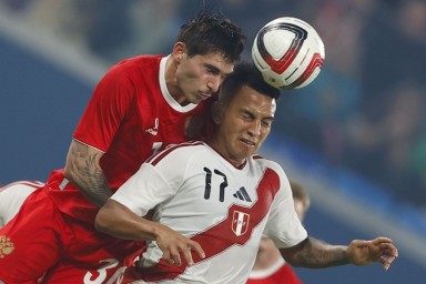 Карпин назвал защитника сборной России, который получил травму в матче против Перу