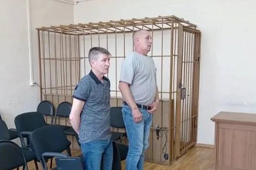 В Приамурье двое пьяных мужчин жестоко избили подростков В Приамурье двое пьяных мужчин жестоко избили подростков