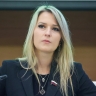 Депутат Лантратова: Необходимо упростить присвоение «Ветерана труда» для работников ОПК