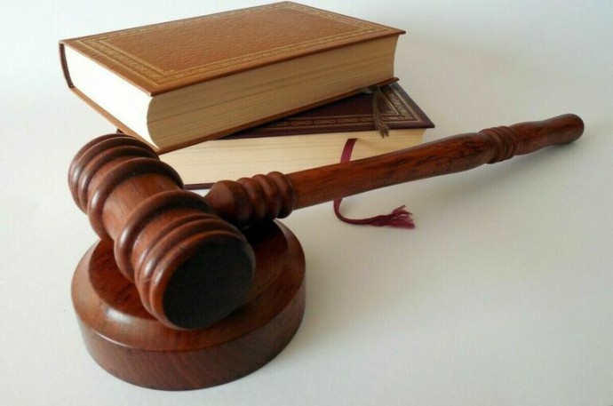 Врачей из Калининграда приговорили к 9 и 9,5 года колонии за убийство младенца Врачей из Калининграда приговорили к 9 и 9,5 года колонии за убийство младенца