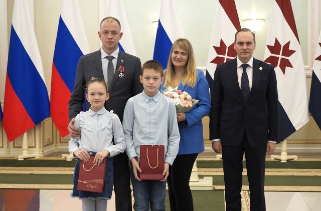 В Саранске накануне Дня Конституции РФ вручили государственные награды