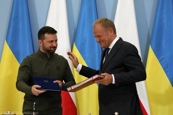 «Гиена Европы»: Варшава спешит застолбить право на распил остатков Украины — мнение