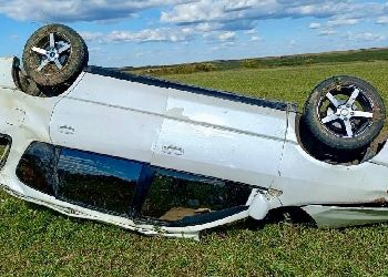 Пострадавших в ДТП с переворотом в Приамурье из машины вытащили пожарные