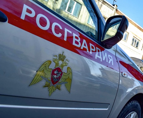 Пьяные посиделки в подъезде окончились для юных пензенцев в отделении полиции