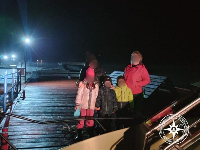 В Башкирии спасатели эвакуировали семью с Павловского водохранилища