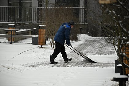 Москвичей предупредили о резком похолодании и снеге